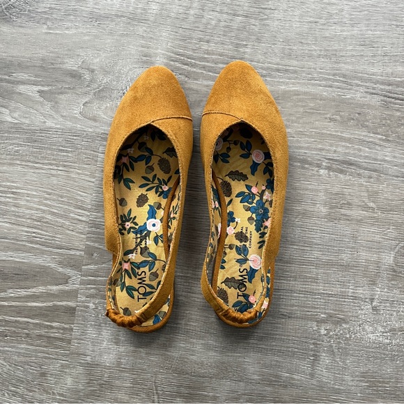 Toms Julie Slingback Flat - Picture 1 of 7